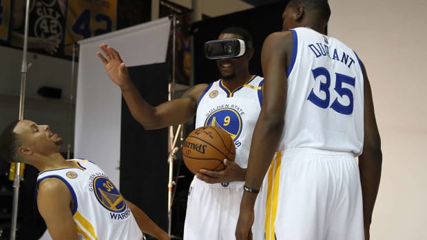 nba-virtual-reality-warriors.jpg